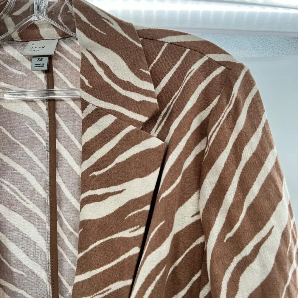A New Day Women's Zebra Print Single Button Blazer Tan/White Size XS